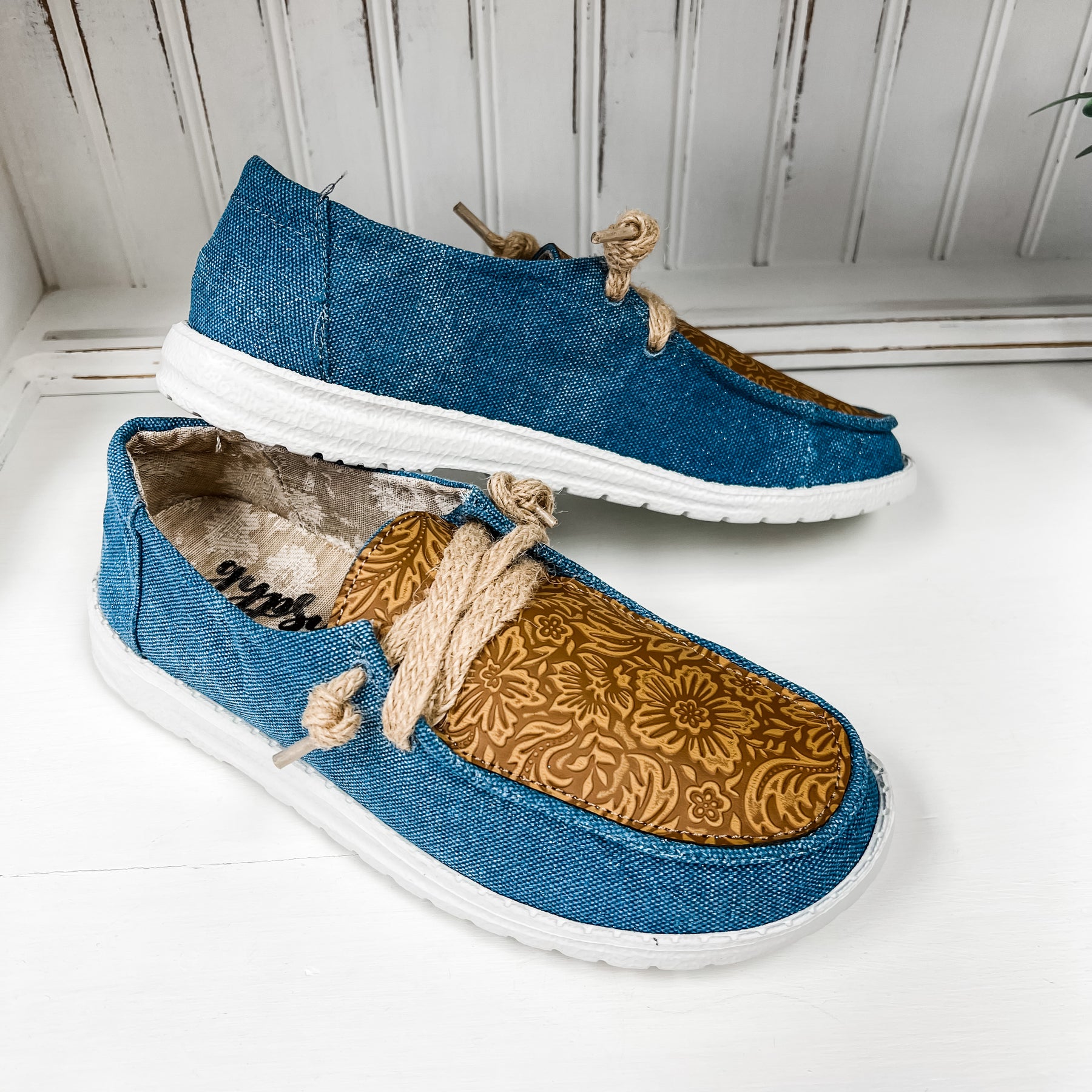 Luma Shoe- Turquoise