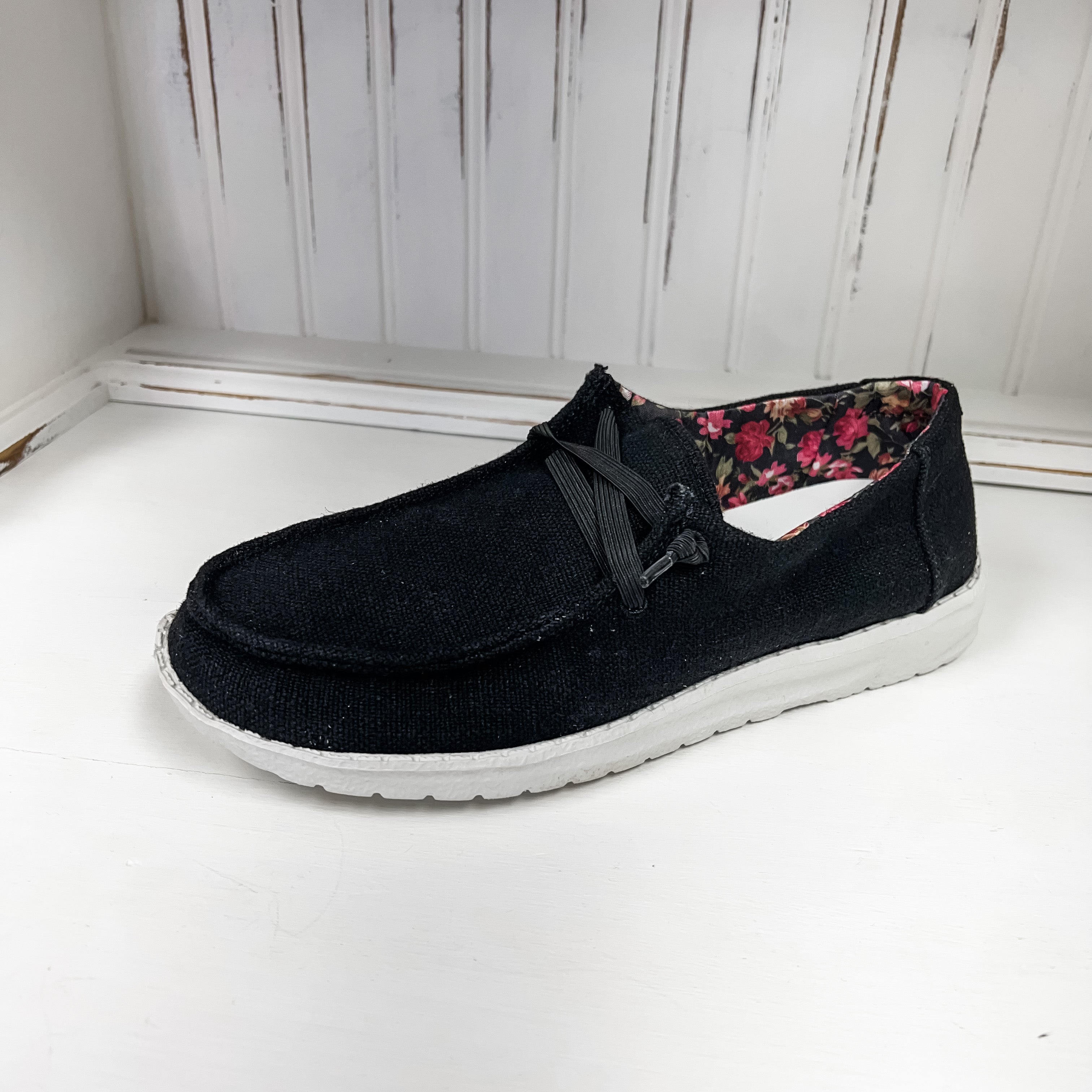 Holly Slip-on Shoe - Linen Black