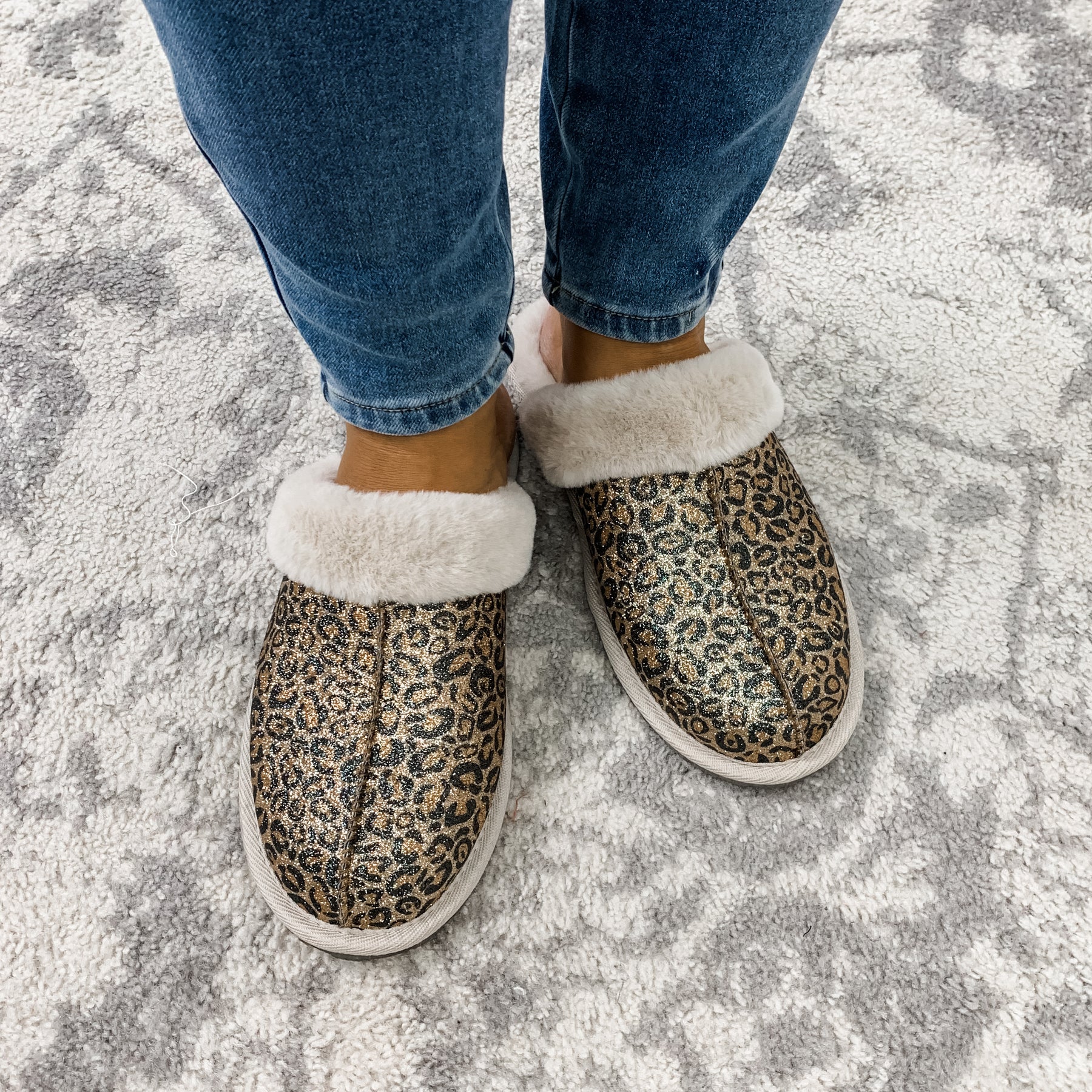 Diggy - Tan Leopard Slipper