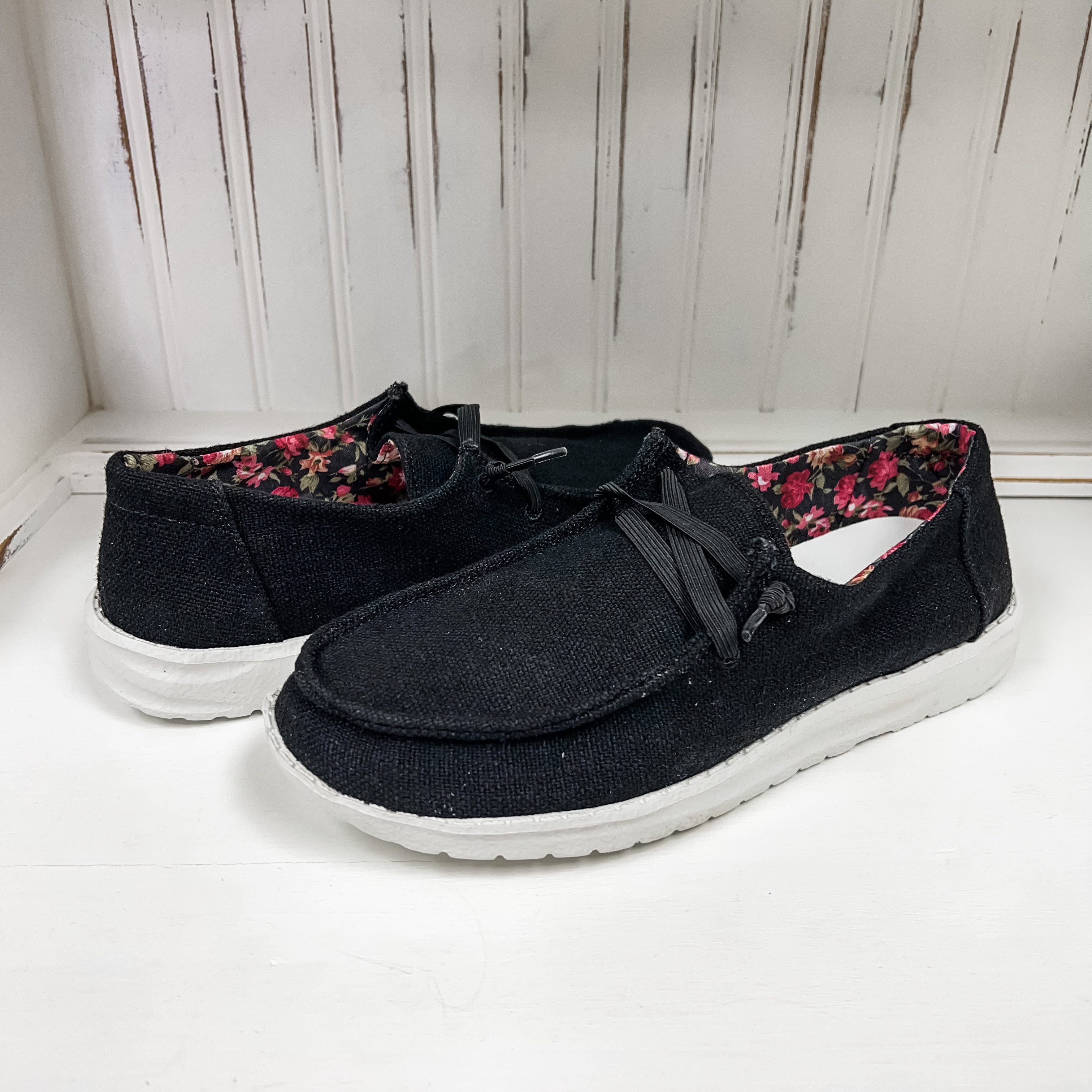 Holly Slip-on Shoe - Linen Black