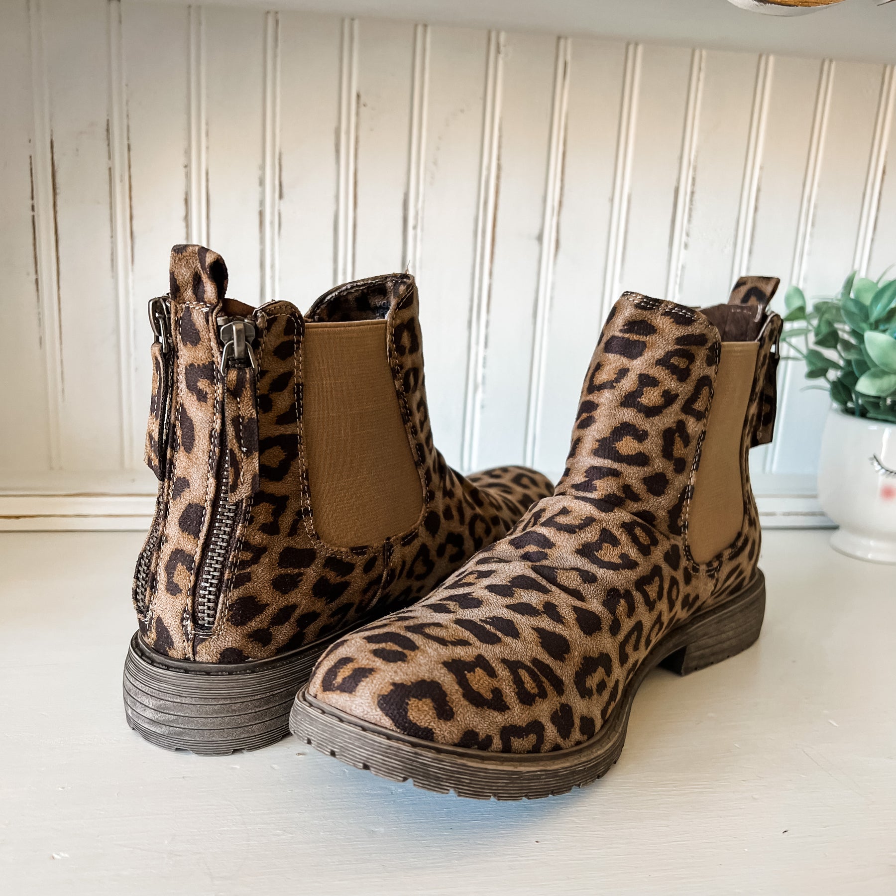 Vienna Boot- Taupe Leopard