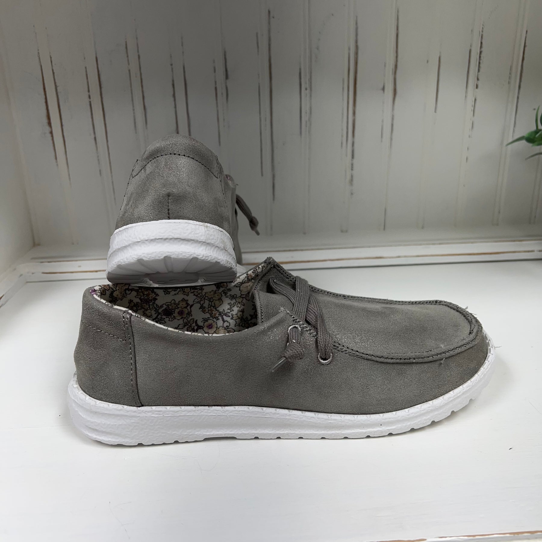 Moonshine Sneaker- Grey