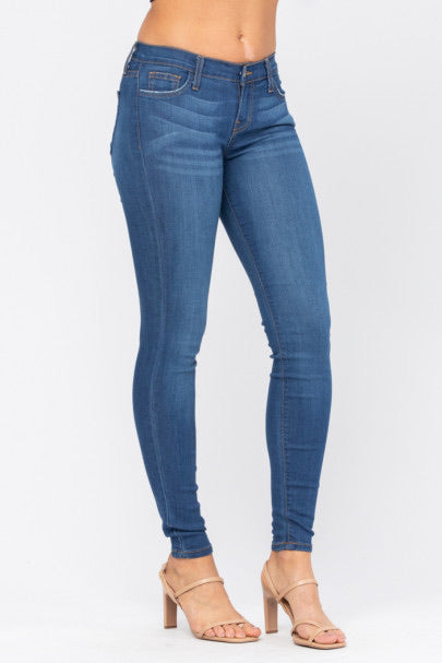 Judy Blue Skinny Jeans - Medium Wash