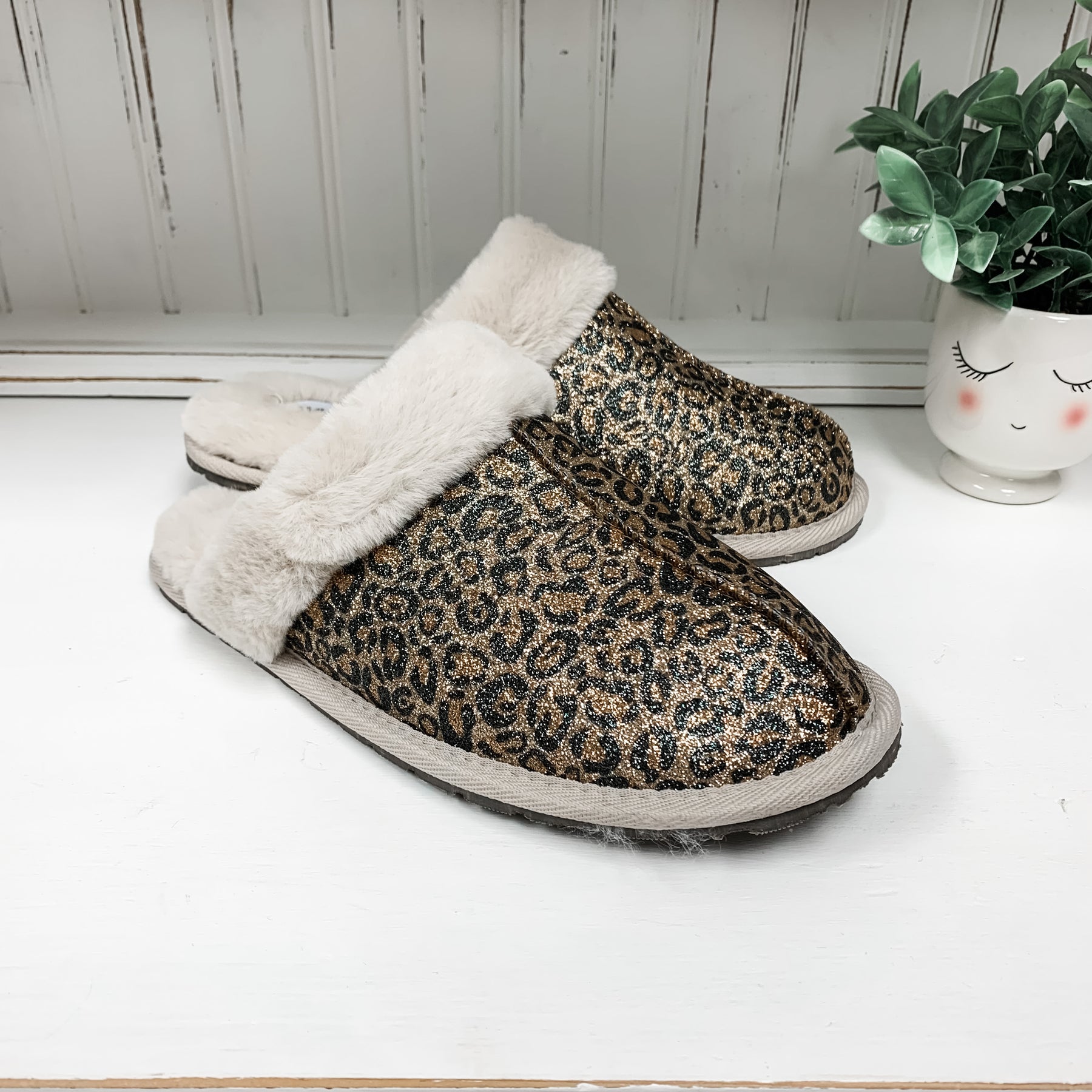 Diggy - Tan Leopard Slipper