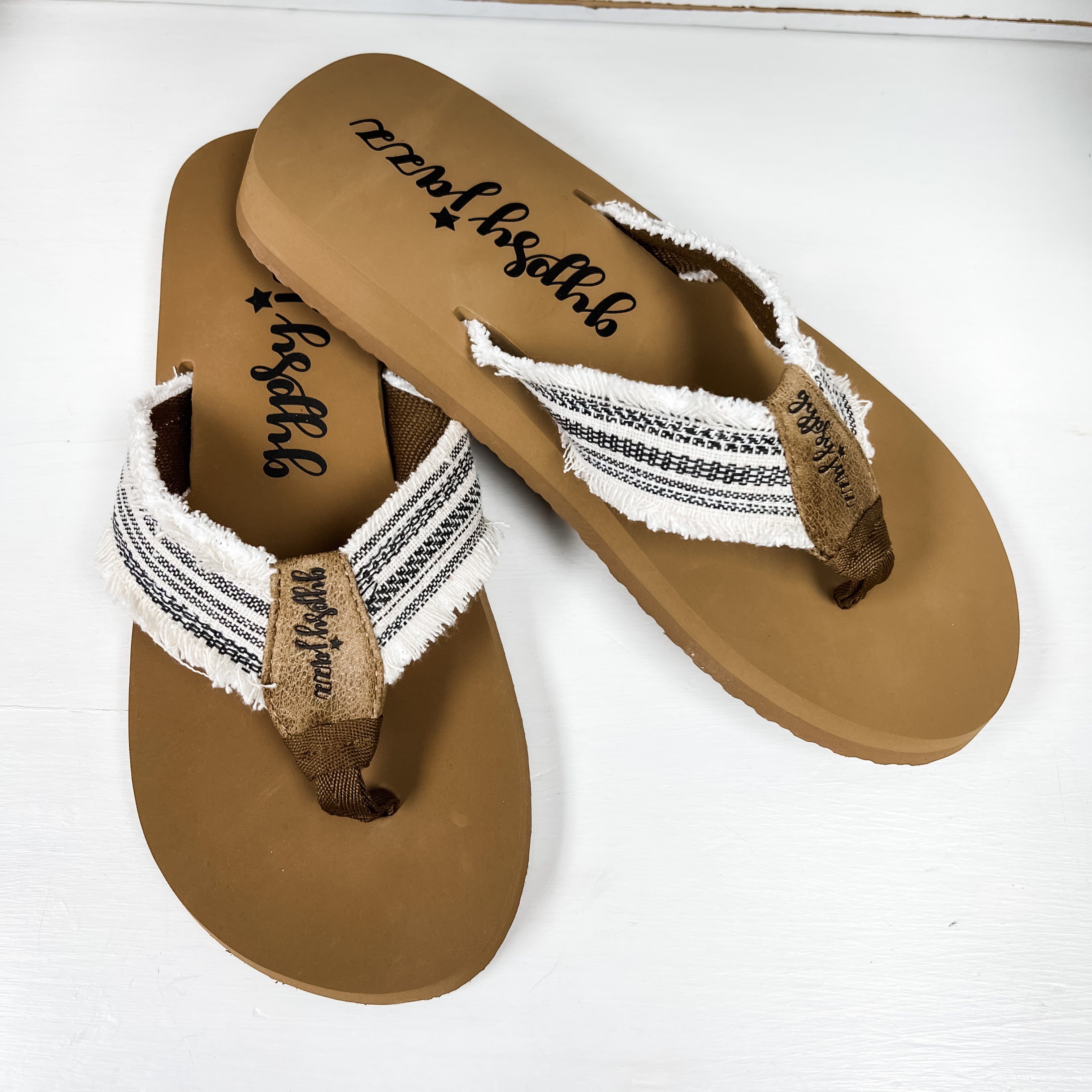 Encore Sandals- Cream/Black