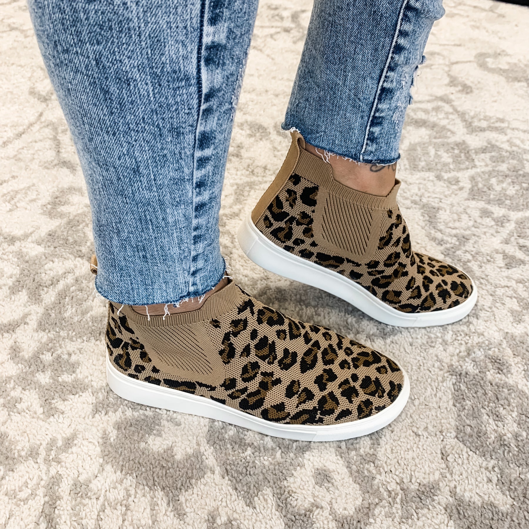 Bess - Tan Leopard Knit Sneaker