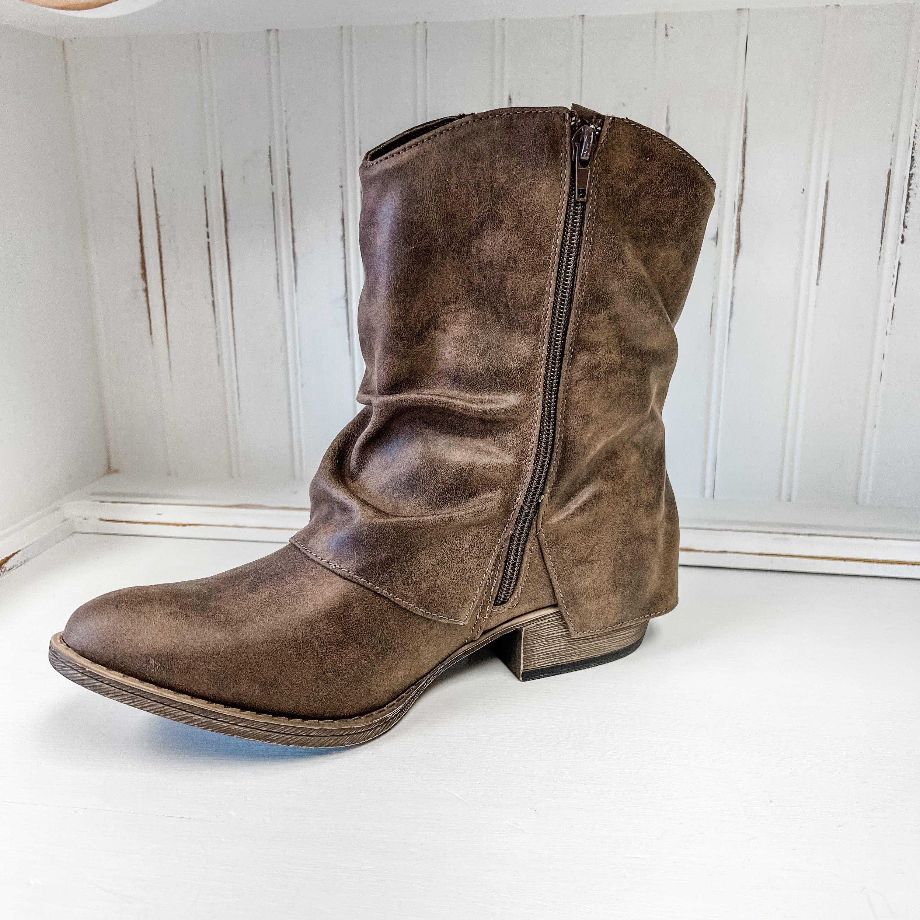 Sassy Boot - Taupe