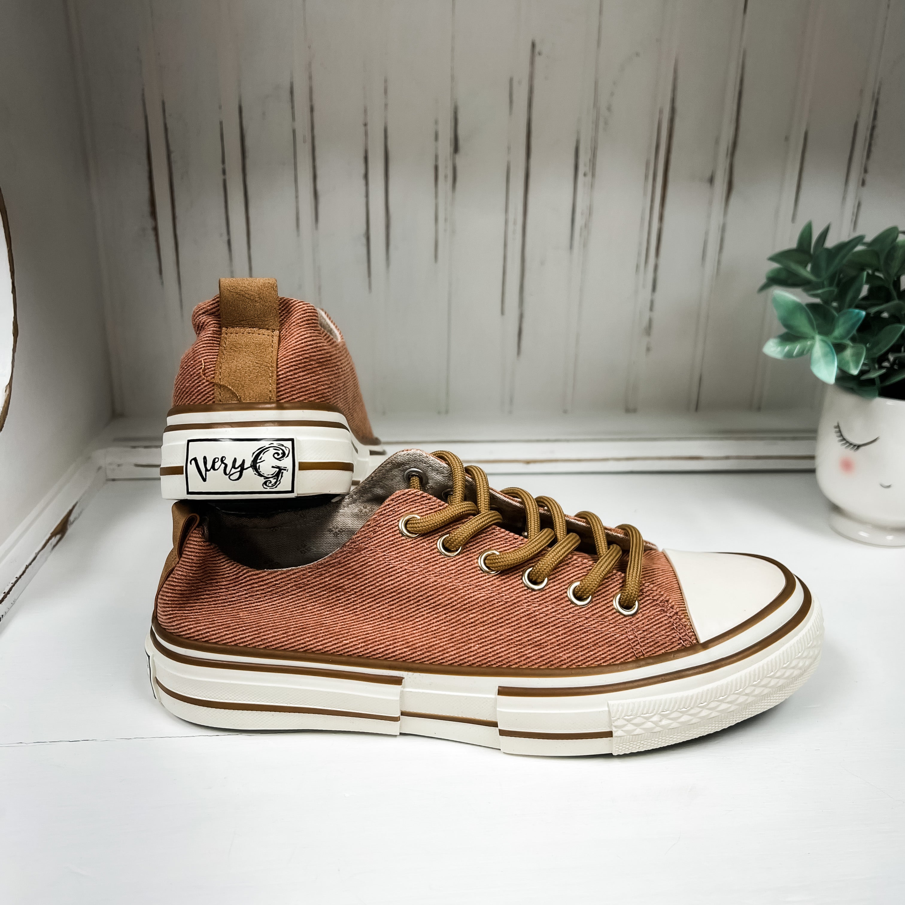 Driana Sneaker - Rust