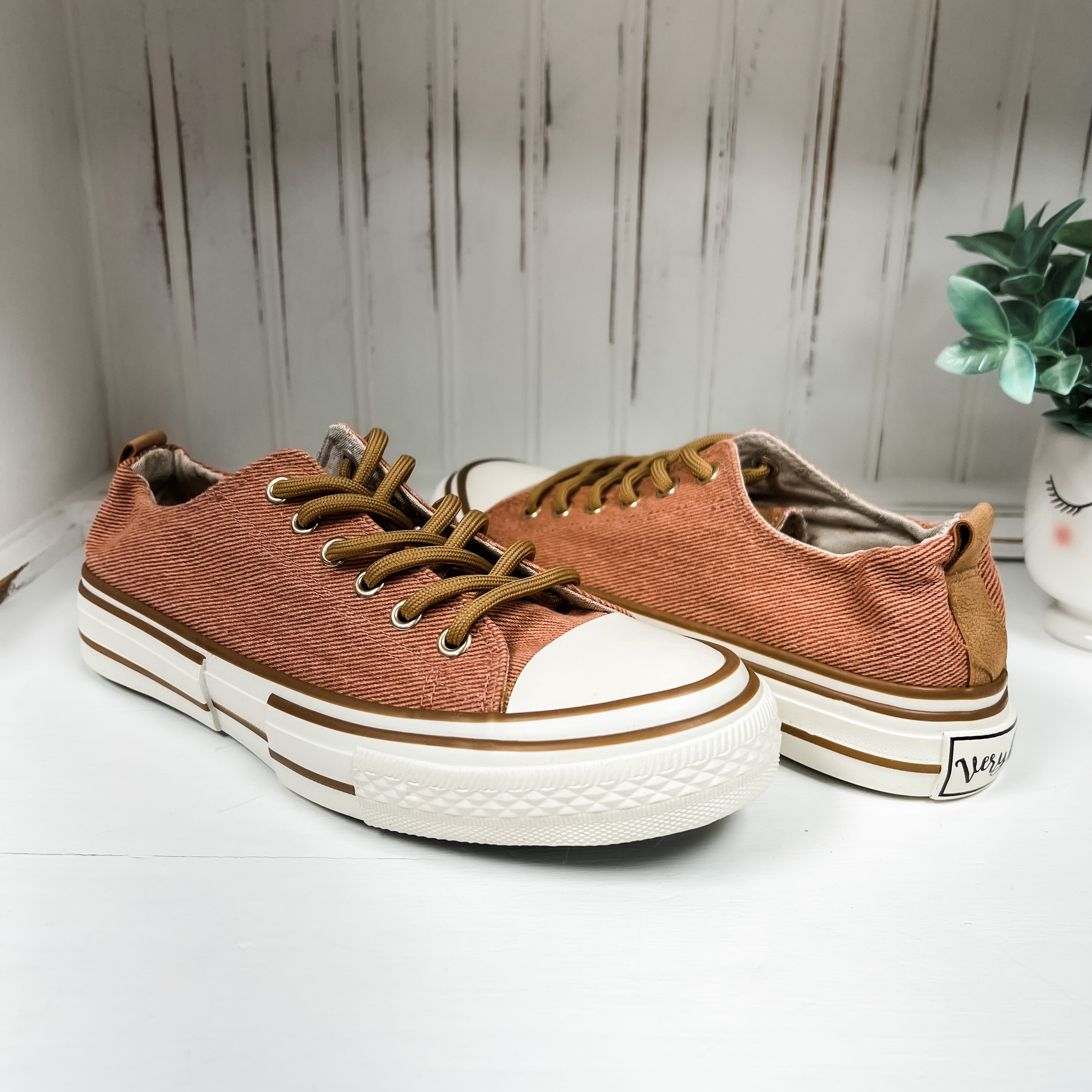 Driana Sneaker - Rust