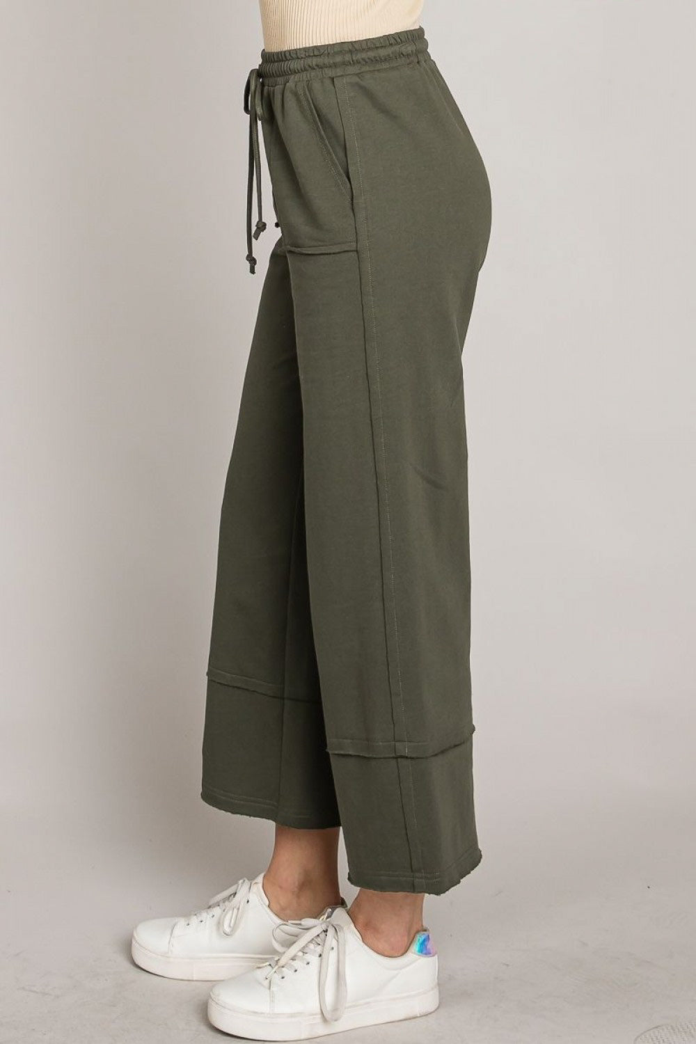 Feeling Good Wide Leg Crop Pant