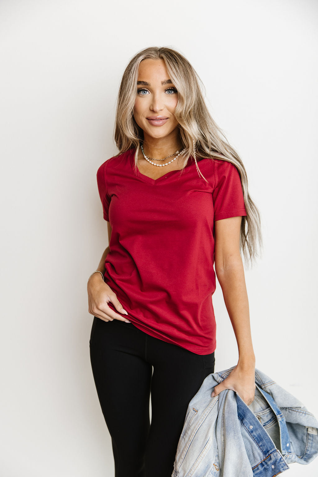 Ampersand Avenue Vneck Lulu Tee - Red