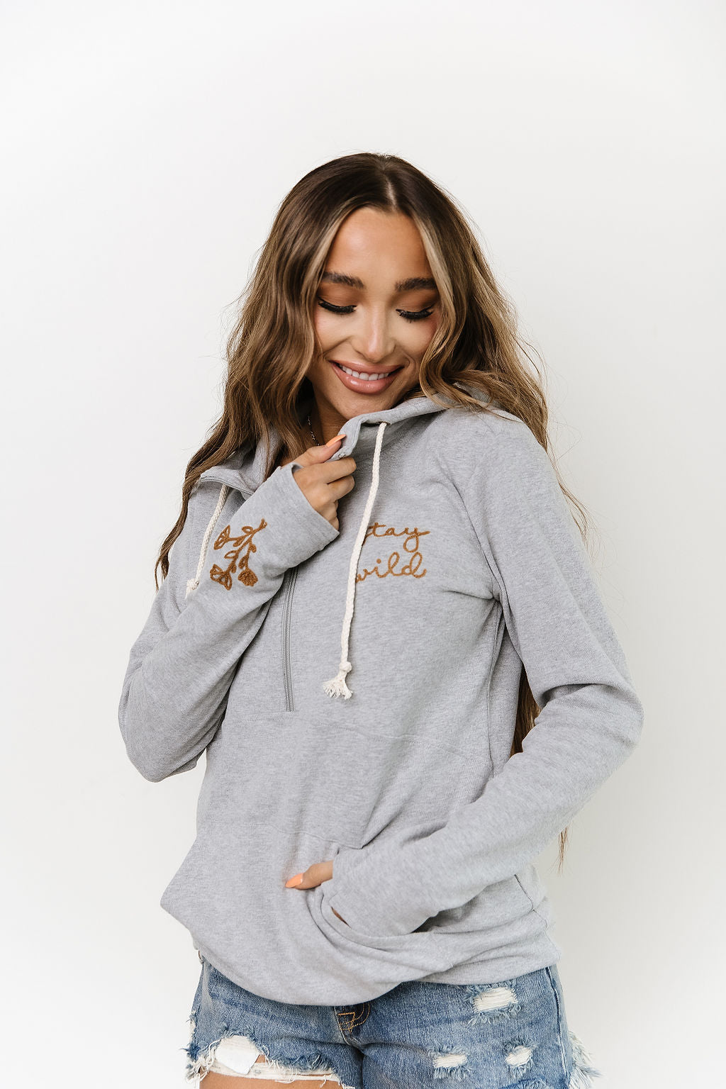 Ampersand Avenue - Halfzip Hoodie Stay Wild
