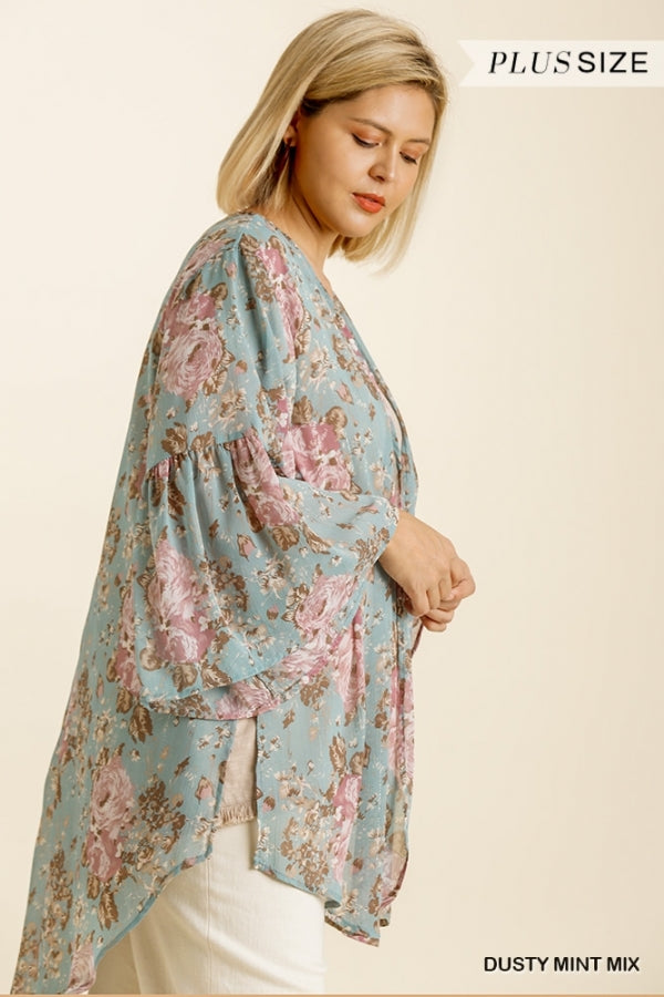 Loving Everyday Floral Kimono