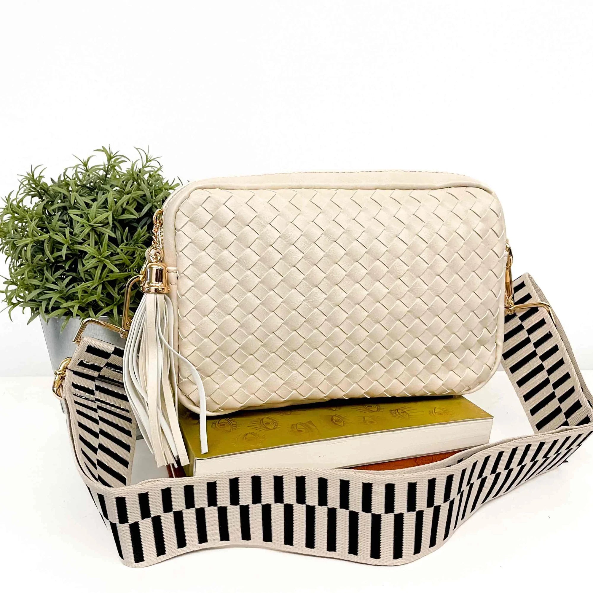 Woven Willow Crossbody Camera Bag - Cream